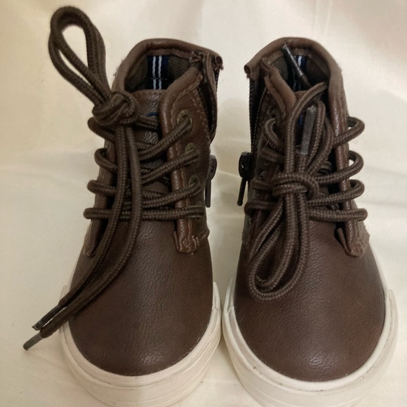 Toddlers NAUTICA High Top Sneakers / Booties Size 5T EUC - Picture 2 of 7